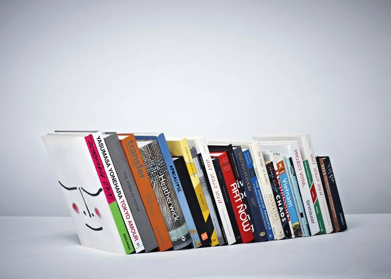 dezeen_Invisible-Bookend-by-Paul-Cocksedge_ss_1