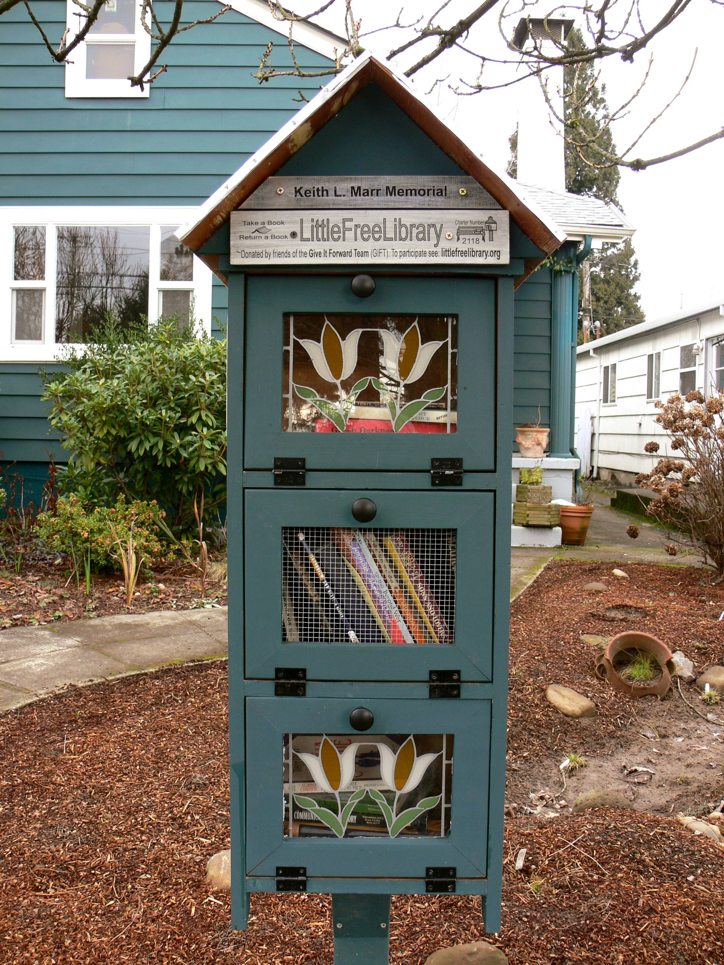 little-free-libraries-building-community-spreading-literacy