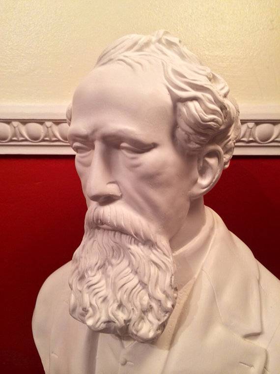 bust of dickens