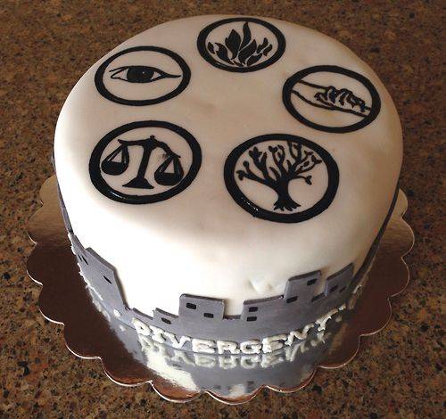 Divergent Cake Picture
